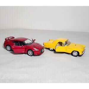 Kinsmart 1/36 Scale Diecast Lot Nissan GT-R & Ford Thunderbird Pull And Go Cars